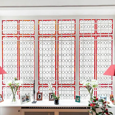 Apartment Veeve - Classical Features In The 9th Paris